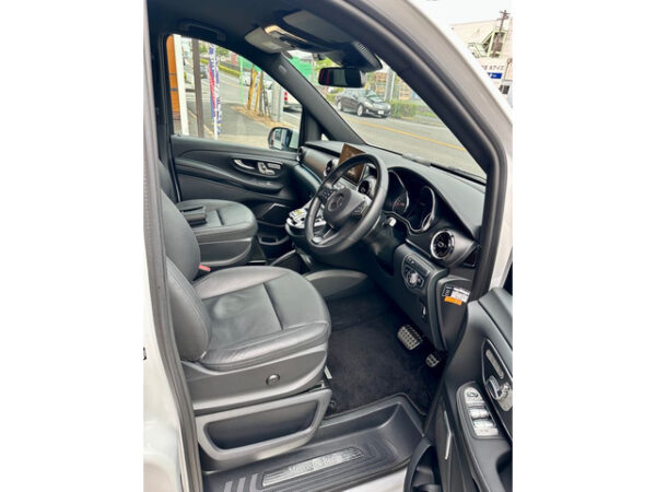 メルセデス・ベンツ  V220d アバンギャルド ロング AMGライン - 画像 (19)