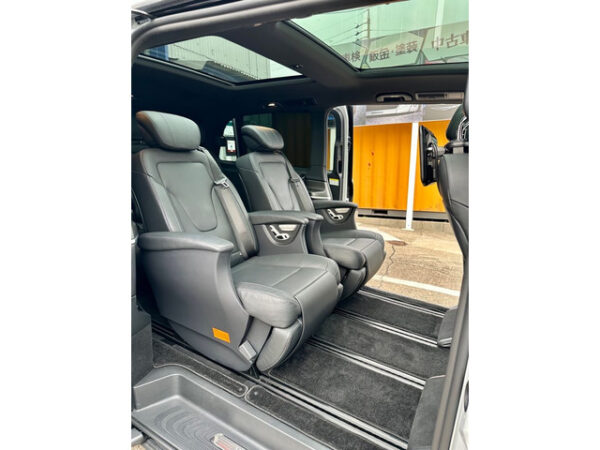 メルセデス・ベンツ  V220d アバンギャルド ロング AMGライン - 画像 (31)
