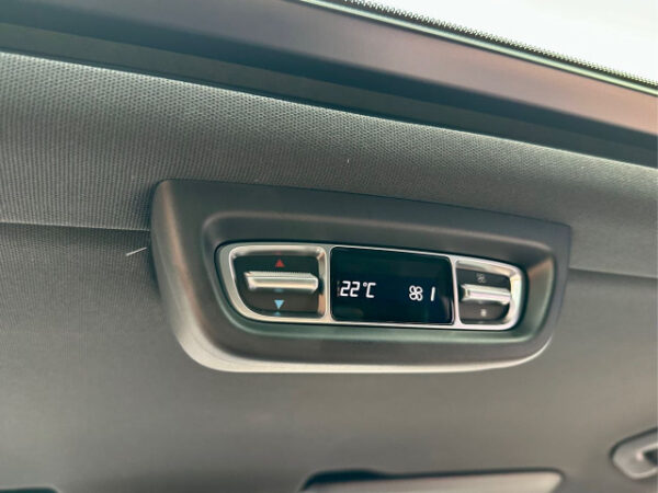 メルセデス・ベンツ  V220d アバンギャルド ロング AMGライン - 画像 (39)