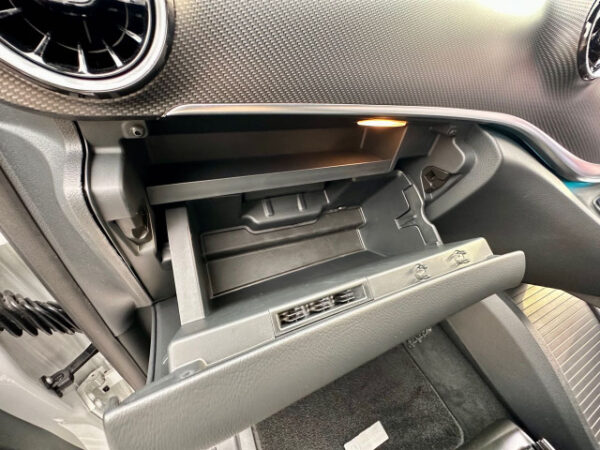 メルセデス・ベンツ  V220d アバンギャルド ロング AMGライン - 画像 (48)