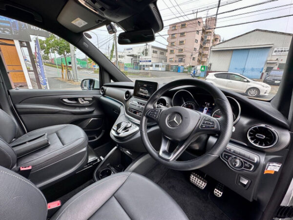 メルセデス・ベンツ  V220d アバンギャルド ロング AMGライン - 画像 (7)