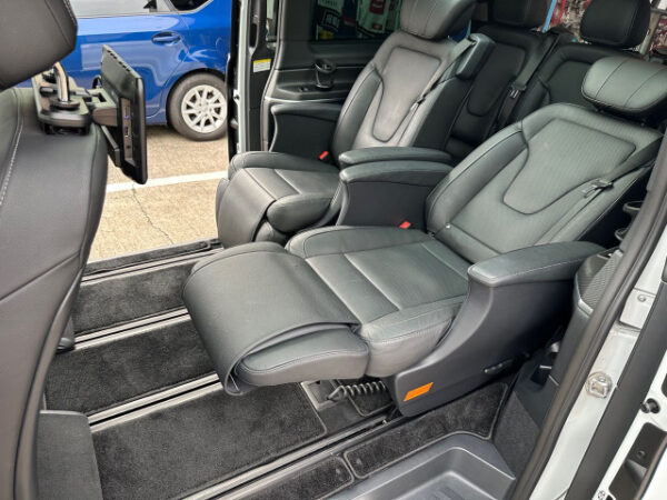メルセデス・ベンツ  V220d アバンギャルド ロング AMGライン - 画像 (56)