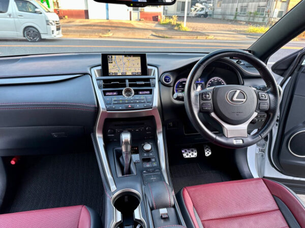 レクサス　NX　300h Fスポーツ - 画像 (42)
